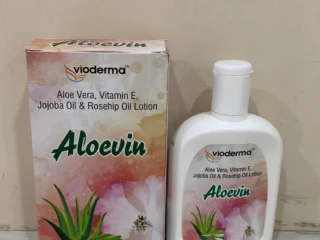 Aloe Vera + Vitamin E + Jojoba Oil Rosehip Oil Lotion